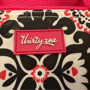 Thirty-One Thermal Tote in the retired "Pink Pop Medallion" pattern. NWT
